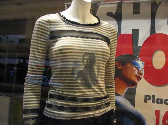 Antibes store display