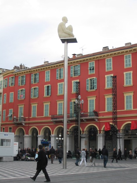 statue in Place Massena, Nice